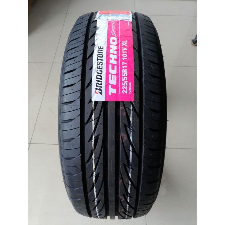 Ban Bridgestone Techno Sport 225/55 R17 — Cocok untuk Mobil CRV, Fortuner, Pajero Sport