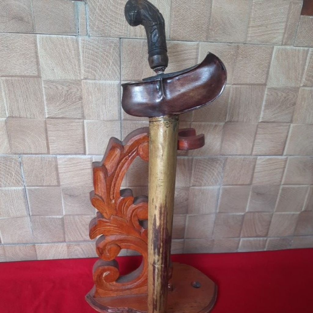 Keris Korowelang Luk 13 Garapan halus Pamor Miring,Blarak Sineret,Bulu Ayam