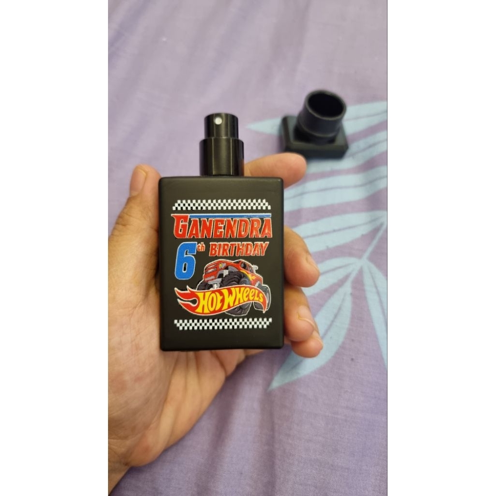 Souvenir parfum ukuran 35ml botol chanel black