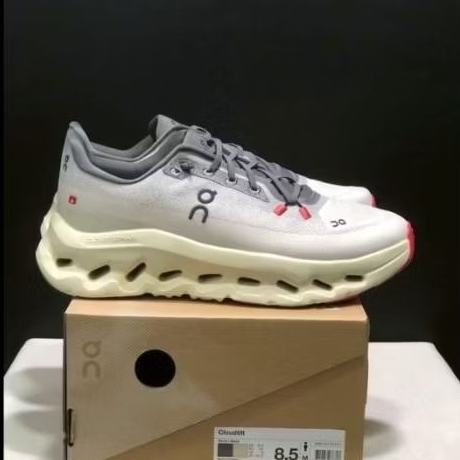 Sepatu QC