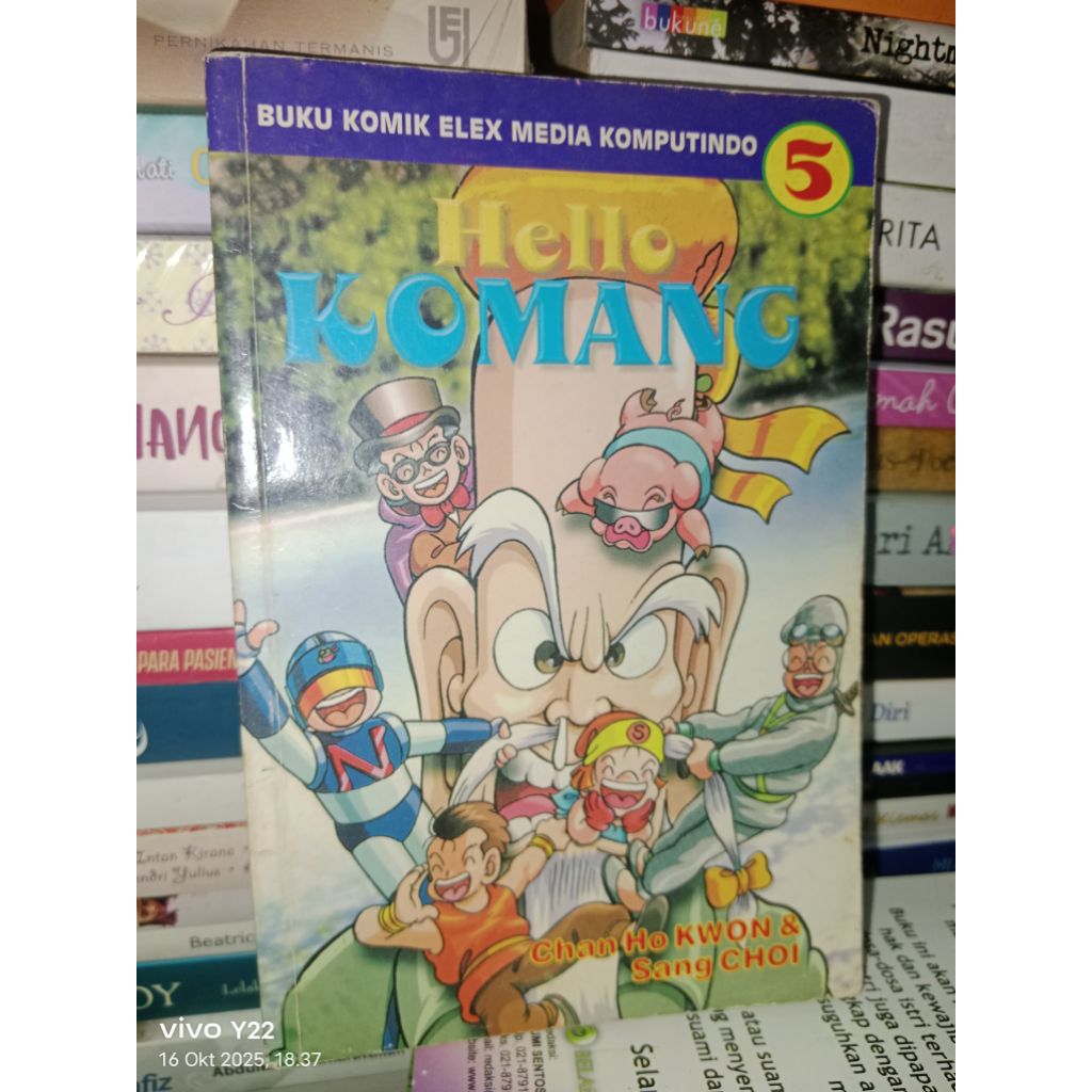 Komik bekas hello komang