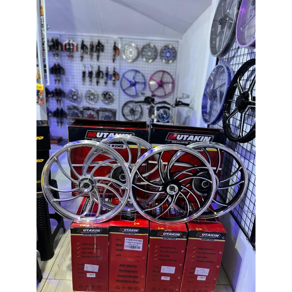 VELEK VELG RACING MUTAKIN CEFIRO RX KING RING 18 UKURAN 160/160.18 SUDAH PNP RX KING TROMOL BELAKANG