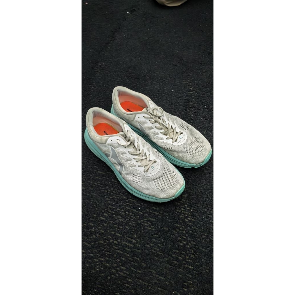 Sepatu Running Ortus Eight Second