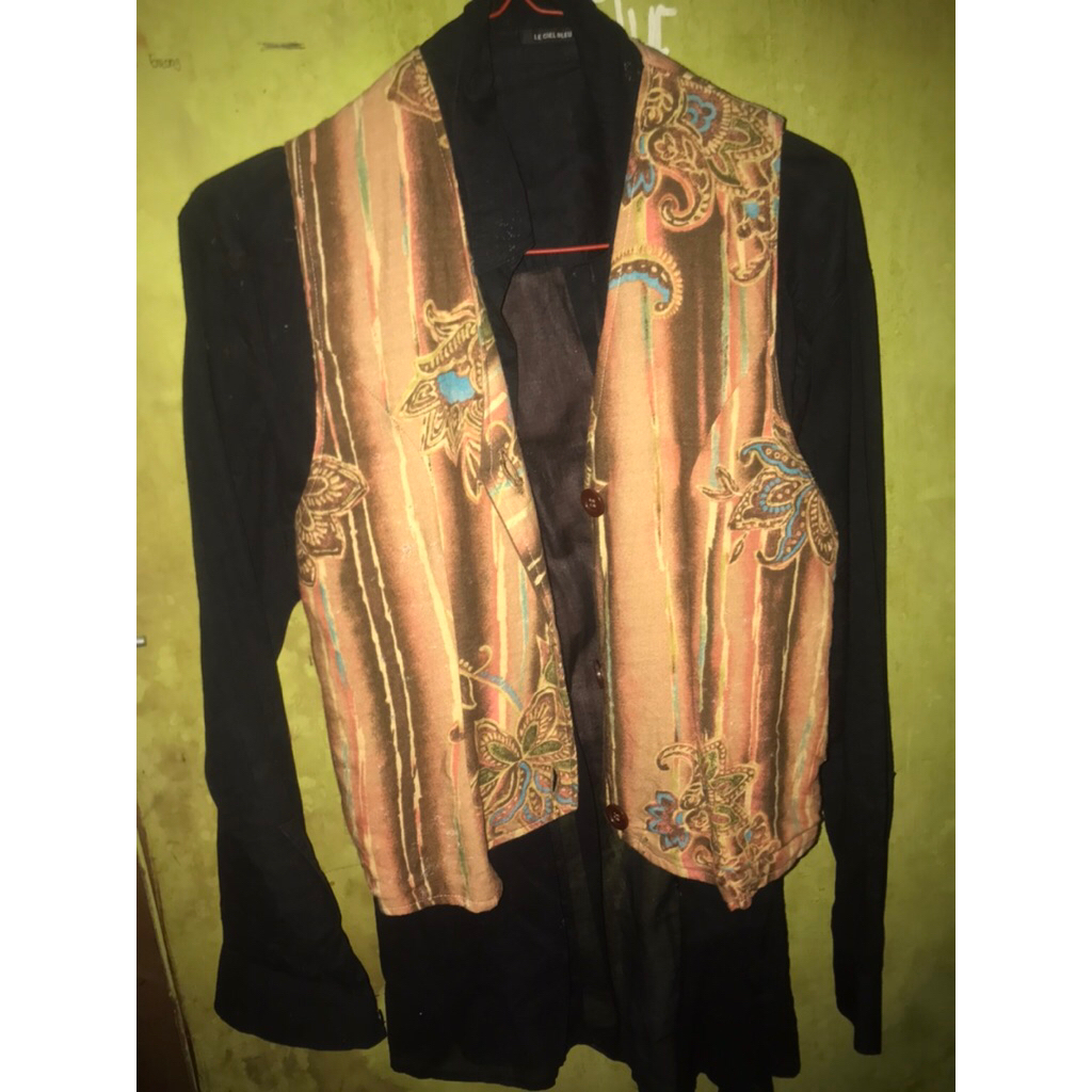 Preloved vest batik/ vest kondangan wanita
