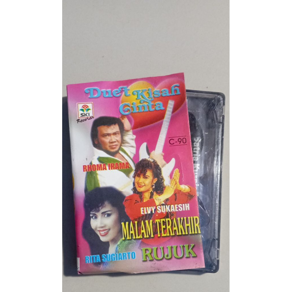 kaset duet rhoma irama kisah cinta