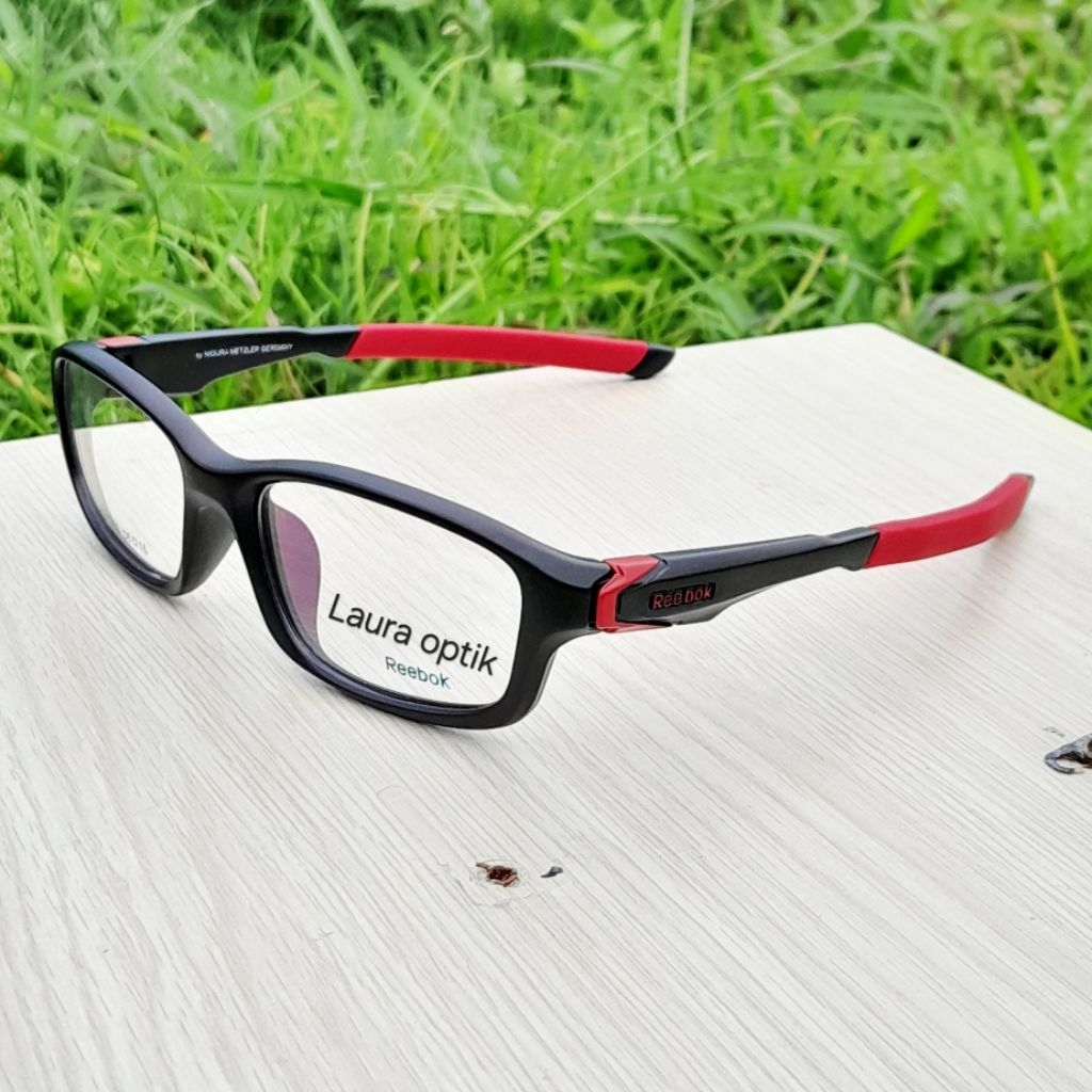 Kacamata Pria baca progresif photocromic auto focus baca dan jalan