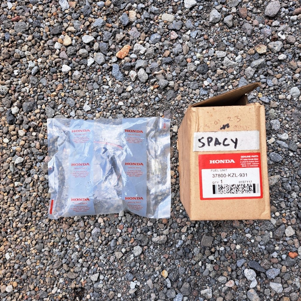 Pelambung tangki bensin honda Spacy fi/karbu FUEL UNIT 37800-KZL-931 Original AHM Astra honda motor
