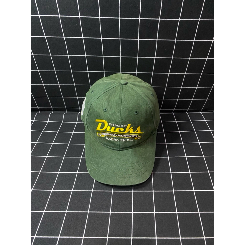 Topi Oregon ducks