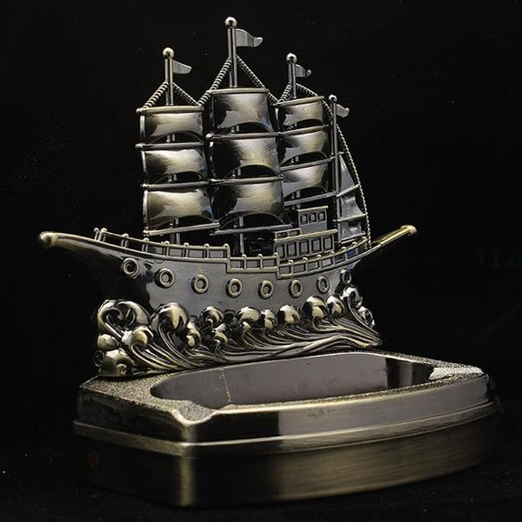 Asbak Korek Api Gas Kapal Bajak Laut Pirate Ship Dinghao Dh-8881