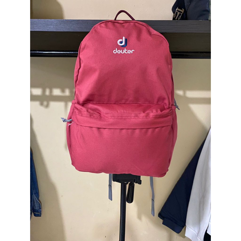 daypack deuter street
