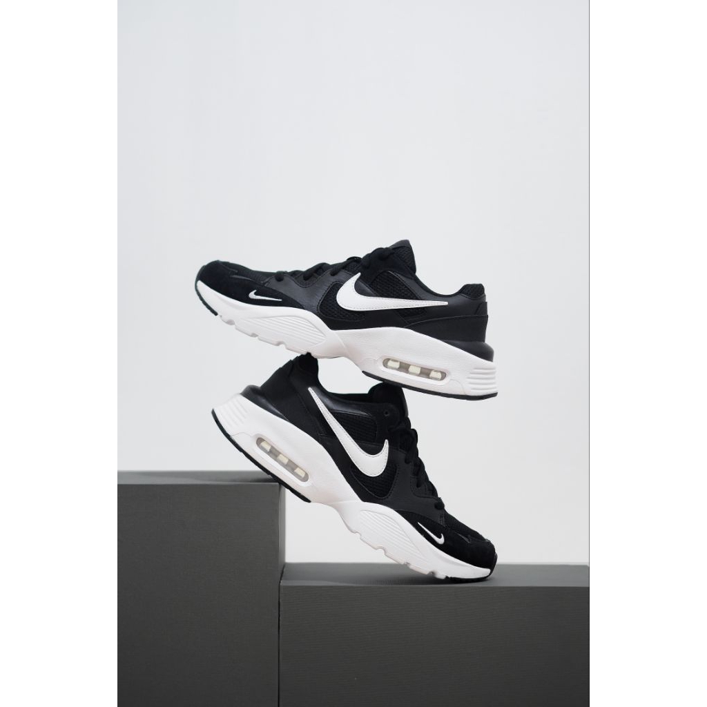 SEPATU NKE AIRMAX FUSION BW