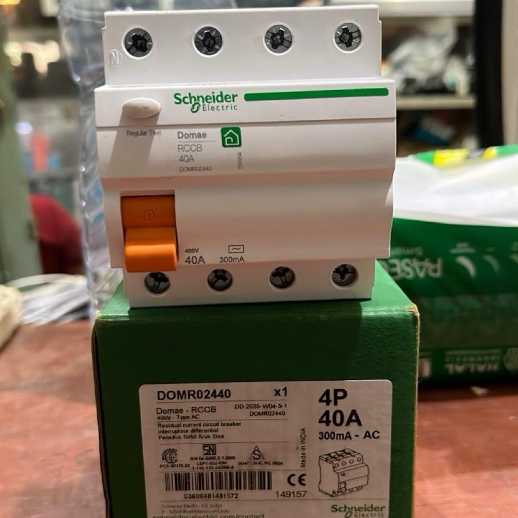 ELCB/RCCB 3phase 40a 300mA schneider DOMR02440