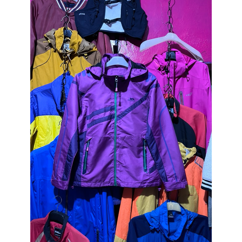 jaket outdoor gunung trailrun tresspas