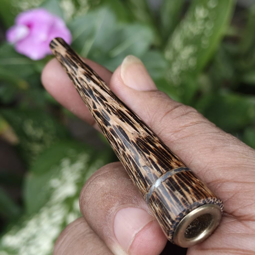 ONCE PIPA 8 CM KAYU LIWUNG SERAT KUNING MAS MOTIF KRUCUT CINCIN PERAK