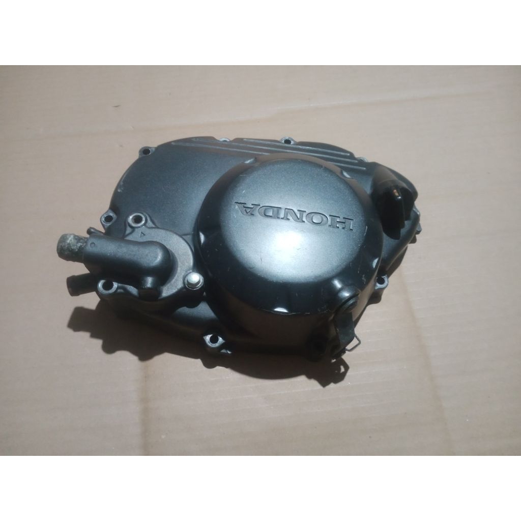 blok bak kopling CBR 150 old karbu original blok oli kanan CBR 150 CBU Thailand KPP