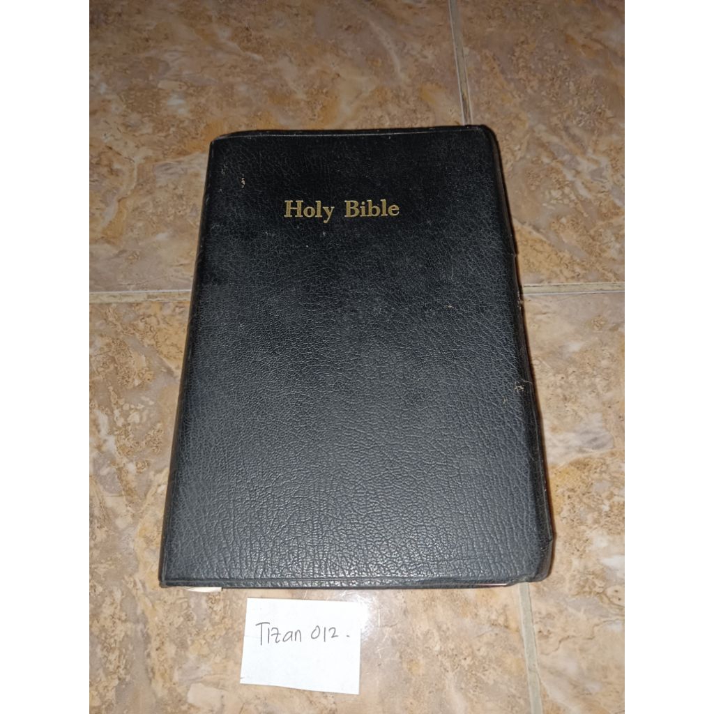 Buku Holy Bible Revised Standard Version - Nelson