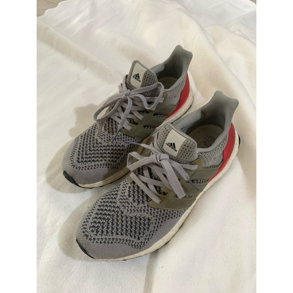 Preloved Adidas Ultra Boost-Grey/Red-Sz 42