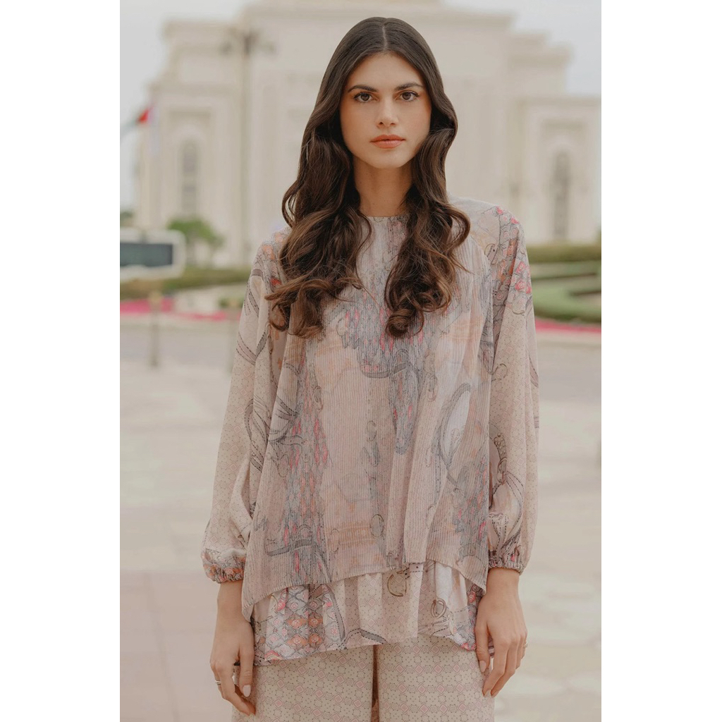 Benang Jarum - Festive Pleated Blouse - Cream - S  { NEW }