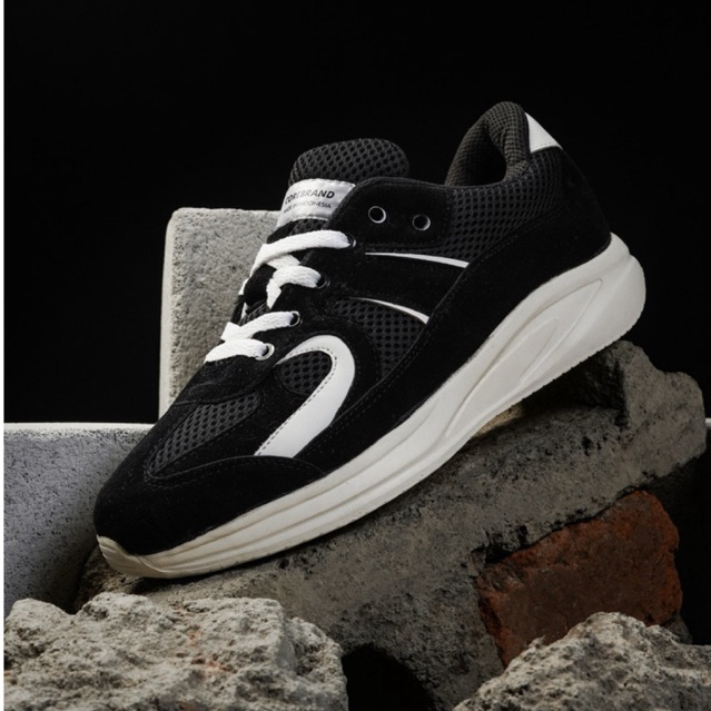 Corebrand Terra S black