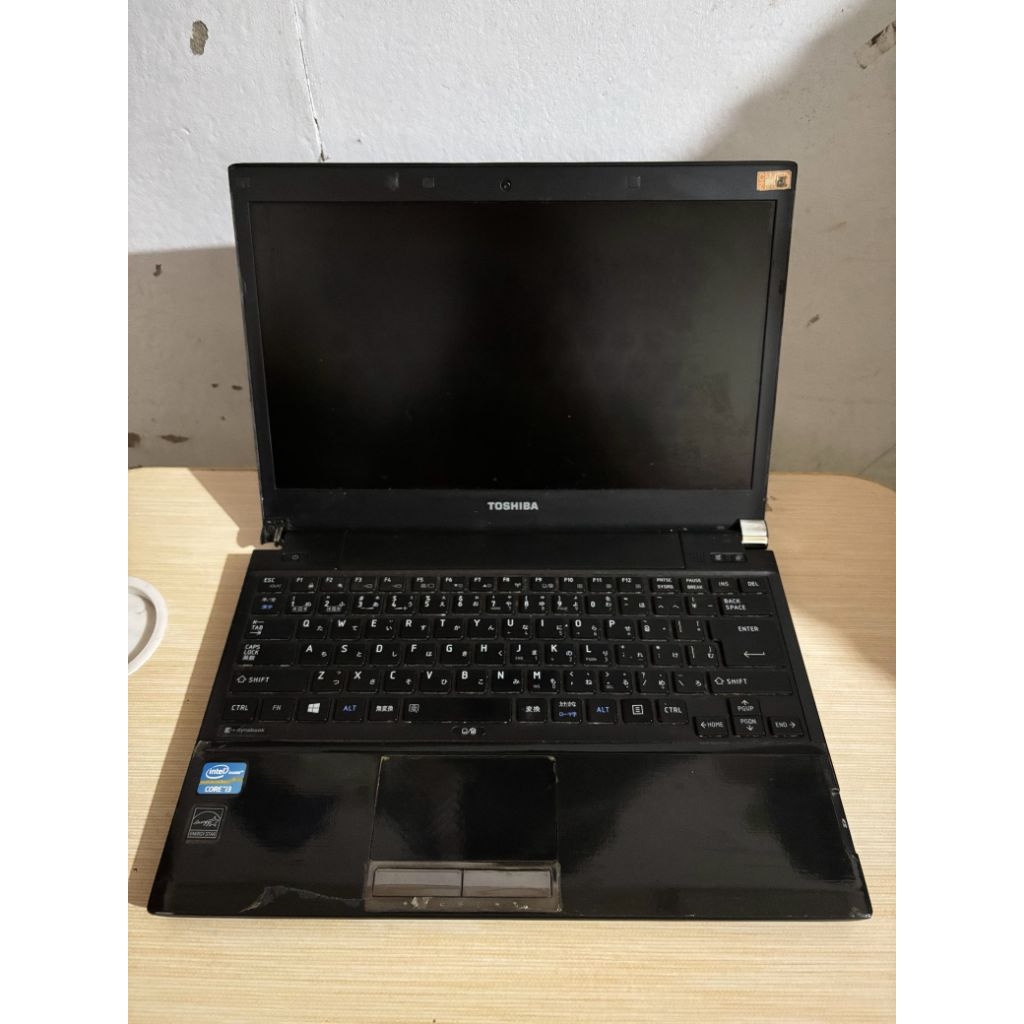 LAPTOP TOSHIBA DYNABOOK CORE I3