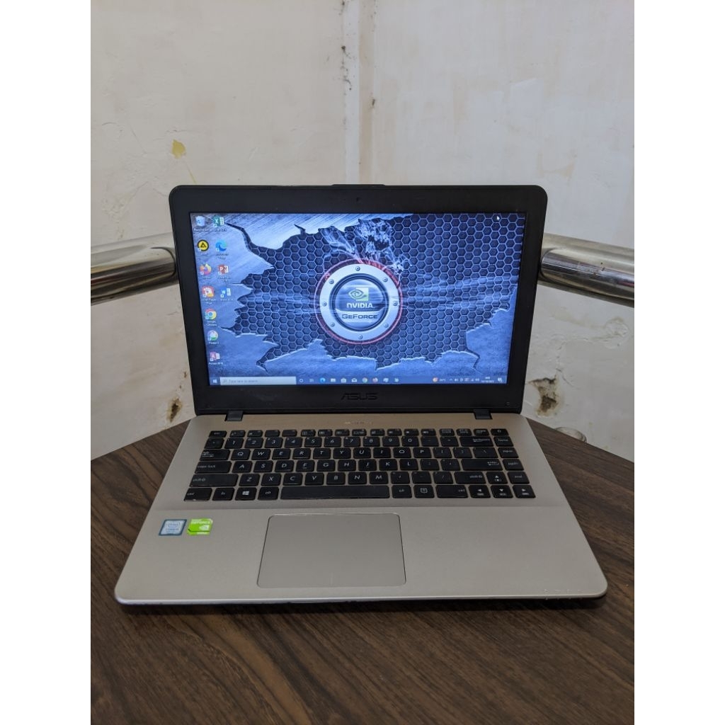 ASUS A442U i5 - 8250U ~ RAM 8GB SSD 128GB+HDD 500GB NVIDIA 930MX