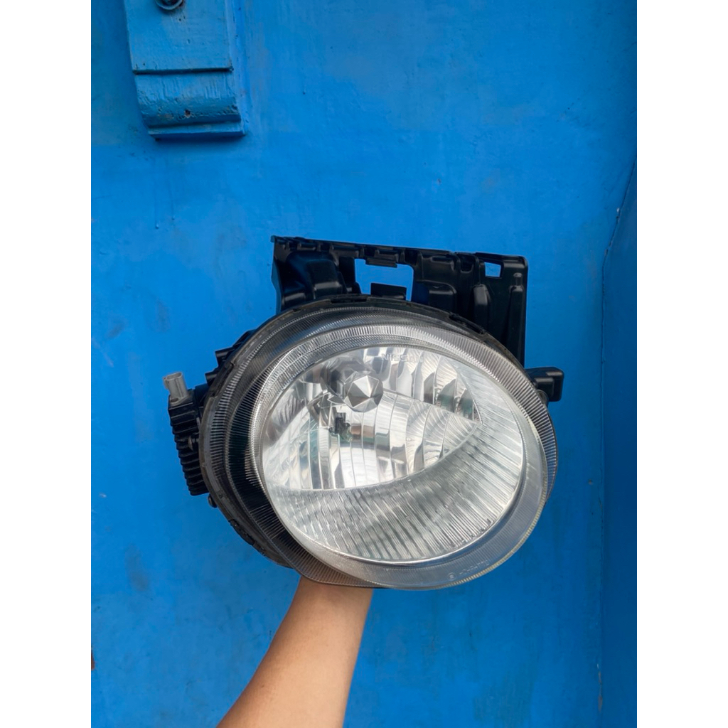 Headlamp Nissan Juke Kanan Original