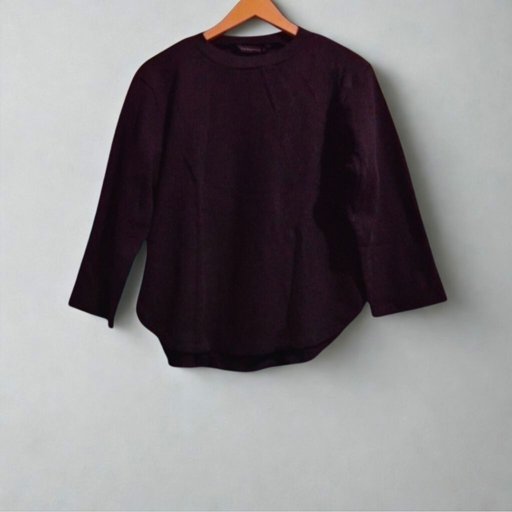 Kaos Wanita Lengan Panjang The Executive Preloved