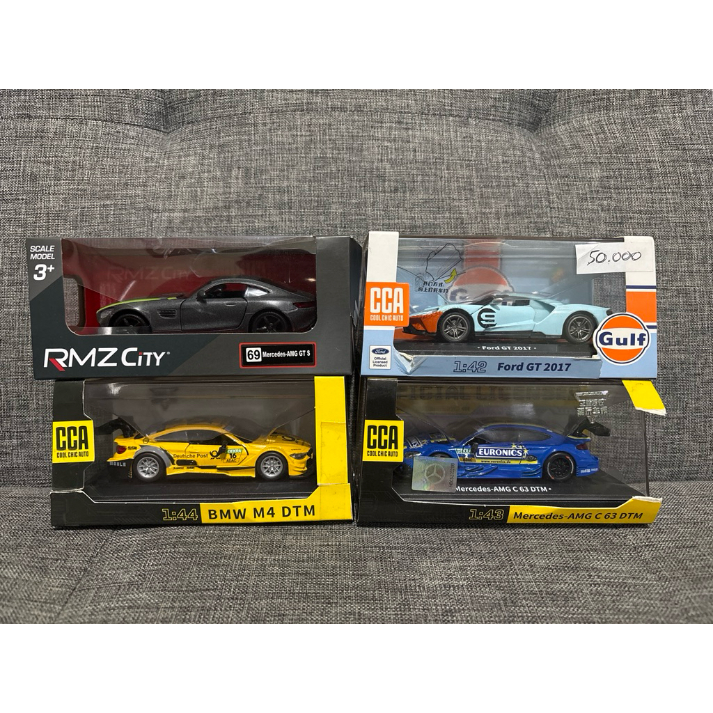 Diecast 1:42 CCA RMZ Original