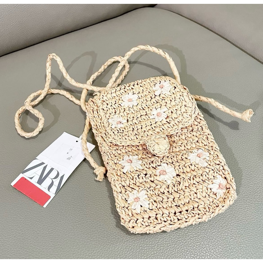 Tas zara anyam flower