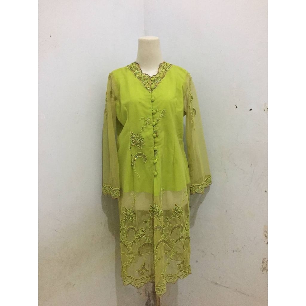 [preloved] kebaya sifon hijau