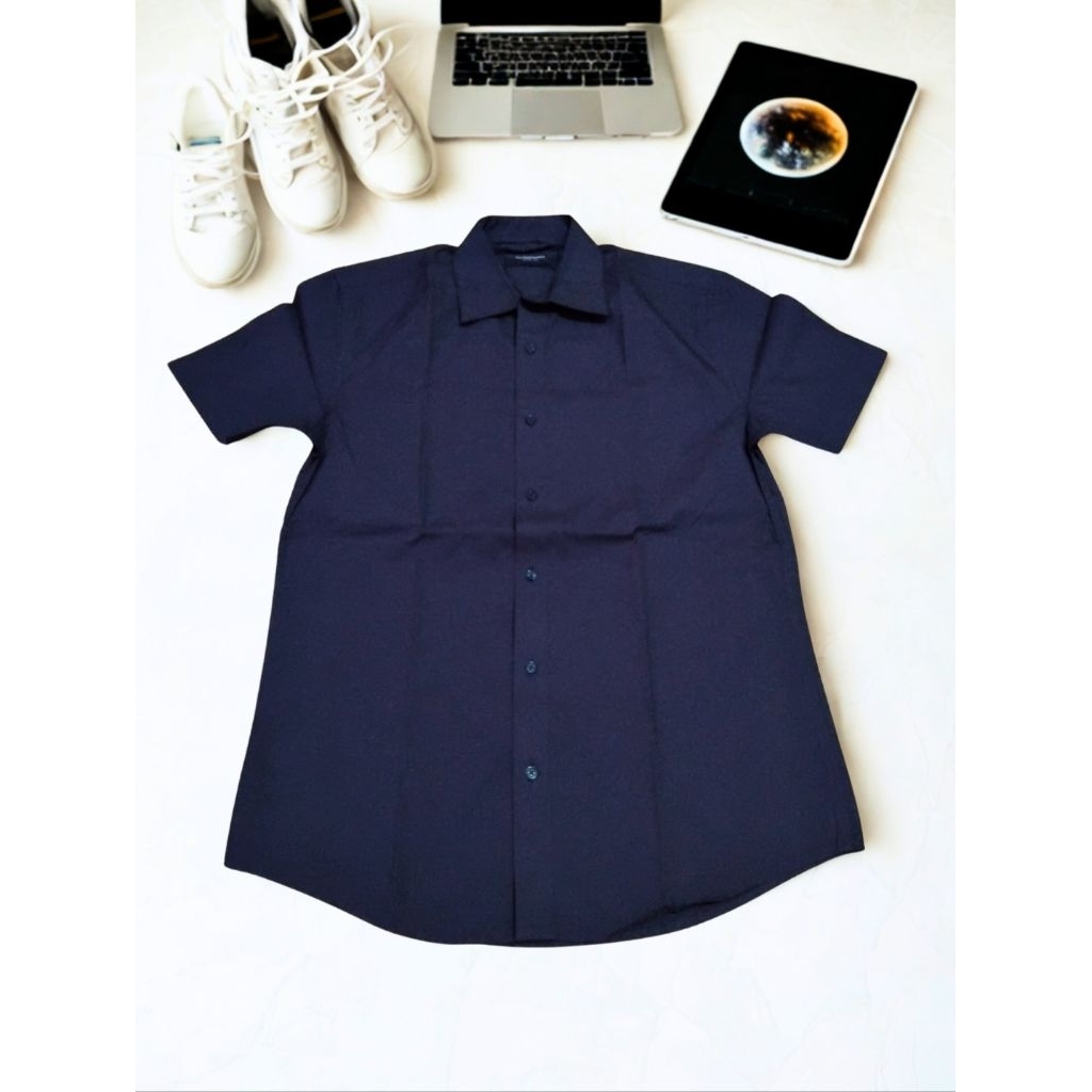 Kemeja Pria The Executive Quick Dry Slim Fit Short Sleeve Shirt