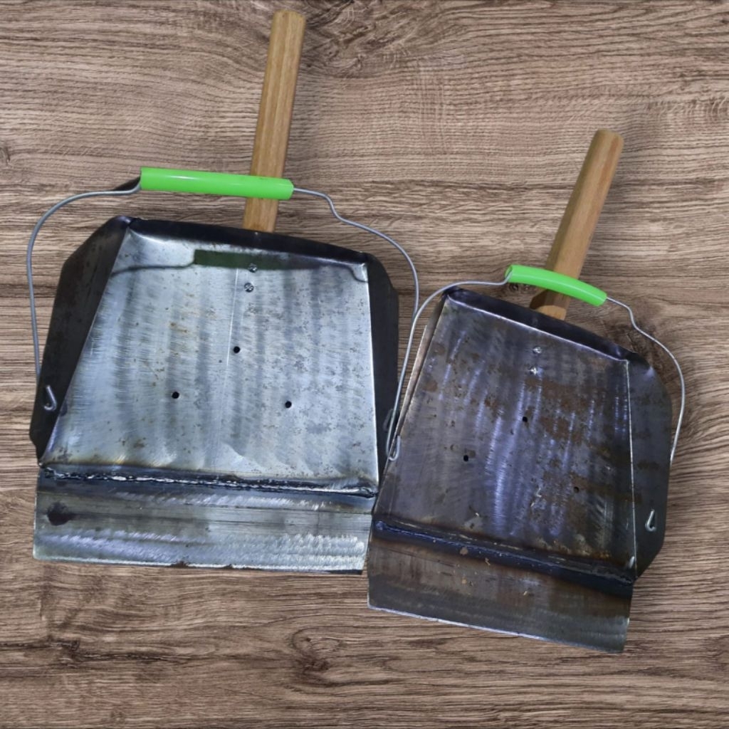 Sekop Esreng Sekop Pasir Serokan Pasir Sebaguna Sekop Sambung Baja Alat Bongkar Pasir