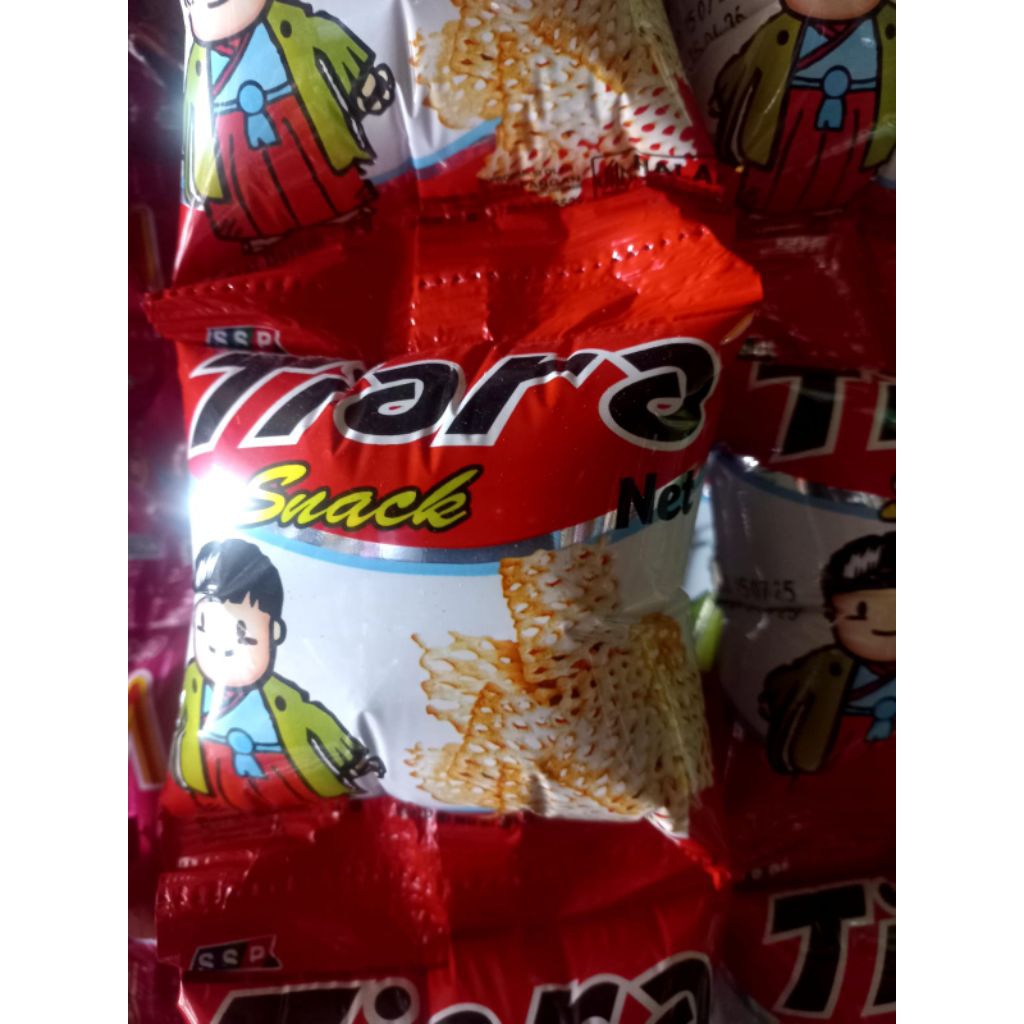 SNACK TIARA 500 AN (1 RENTENG)