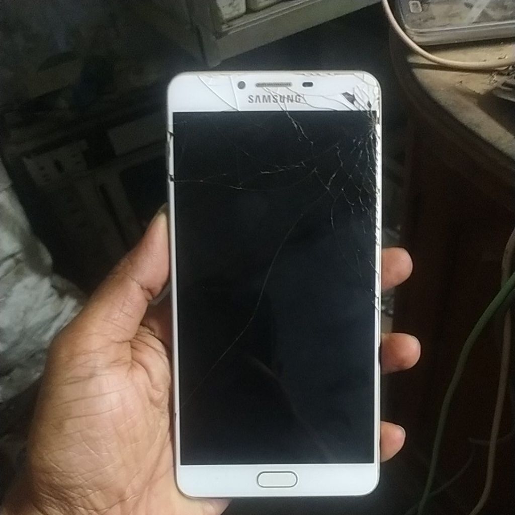 samsung c9 pro ram 6/64 minus lcd