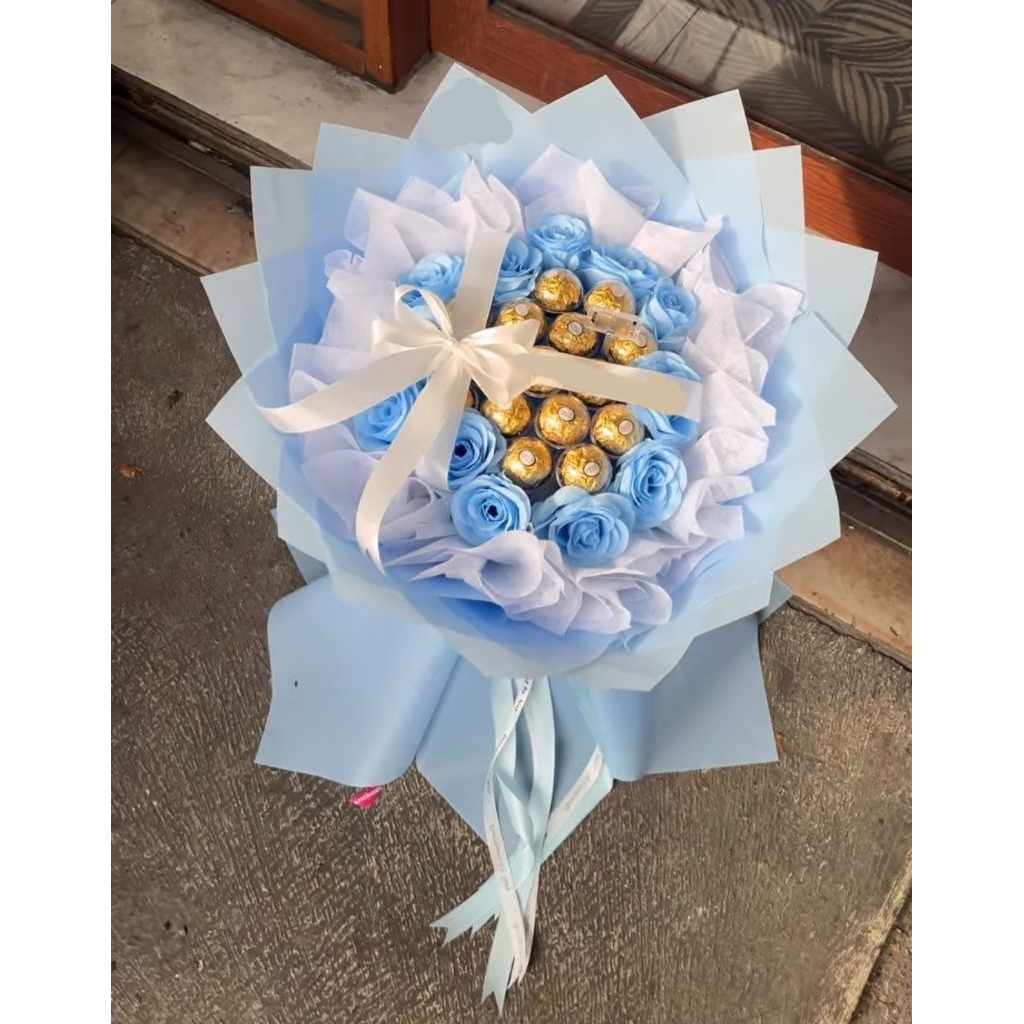 buket coklat ferrero valentine, bouquet ulang tahun wisuda anniversary