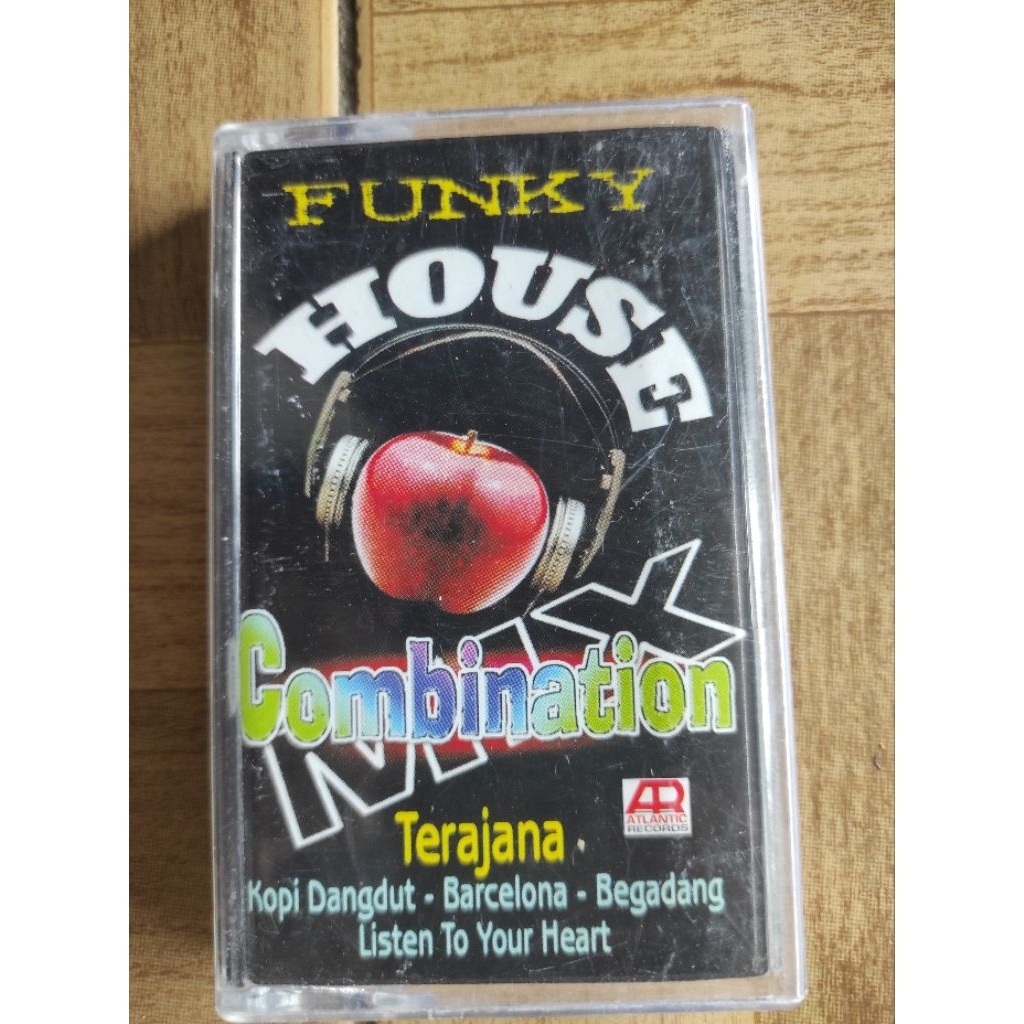 kaset pita FUNKY HOUSE MIX  combination