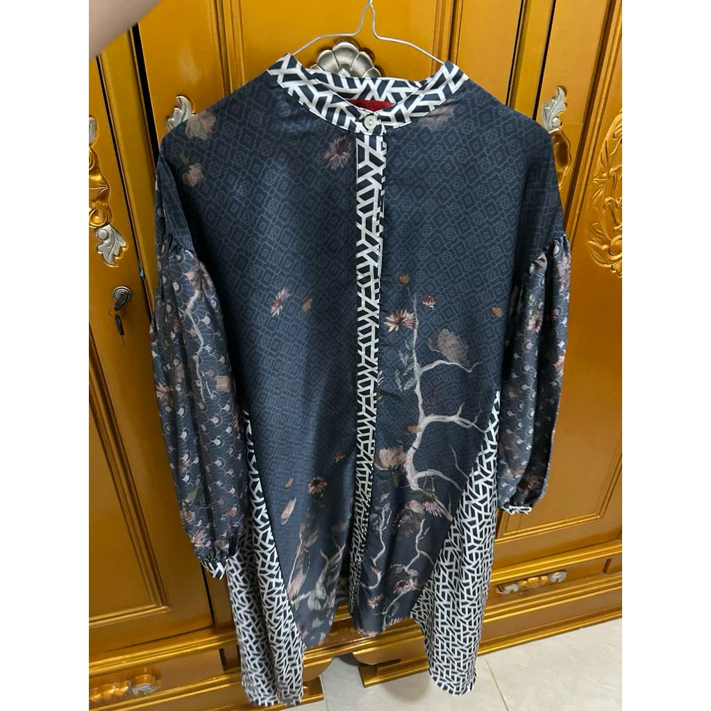 monogram benang jarum