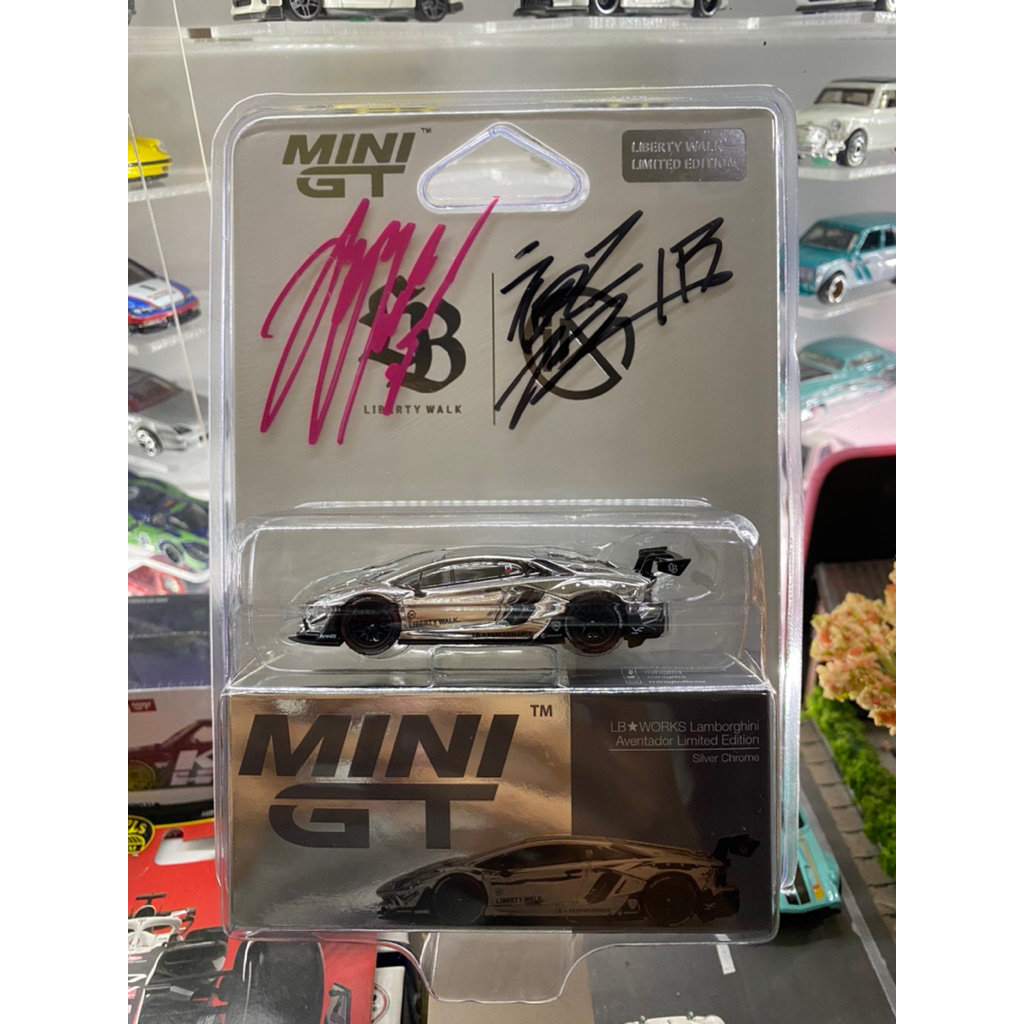 MINI GT (1023) LBWK Lamborghini Aventador Limited Edition IMX 2025