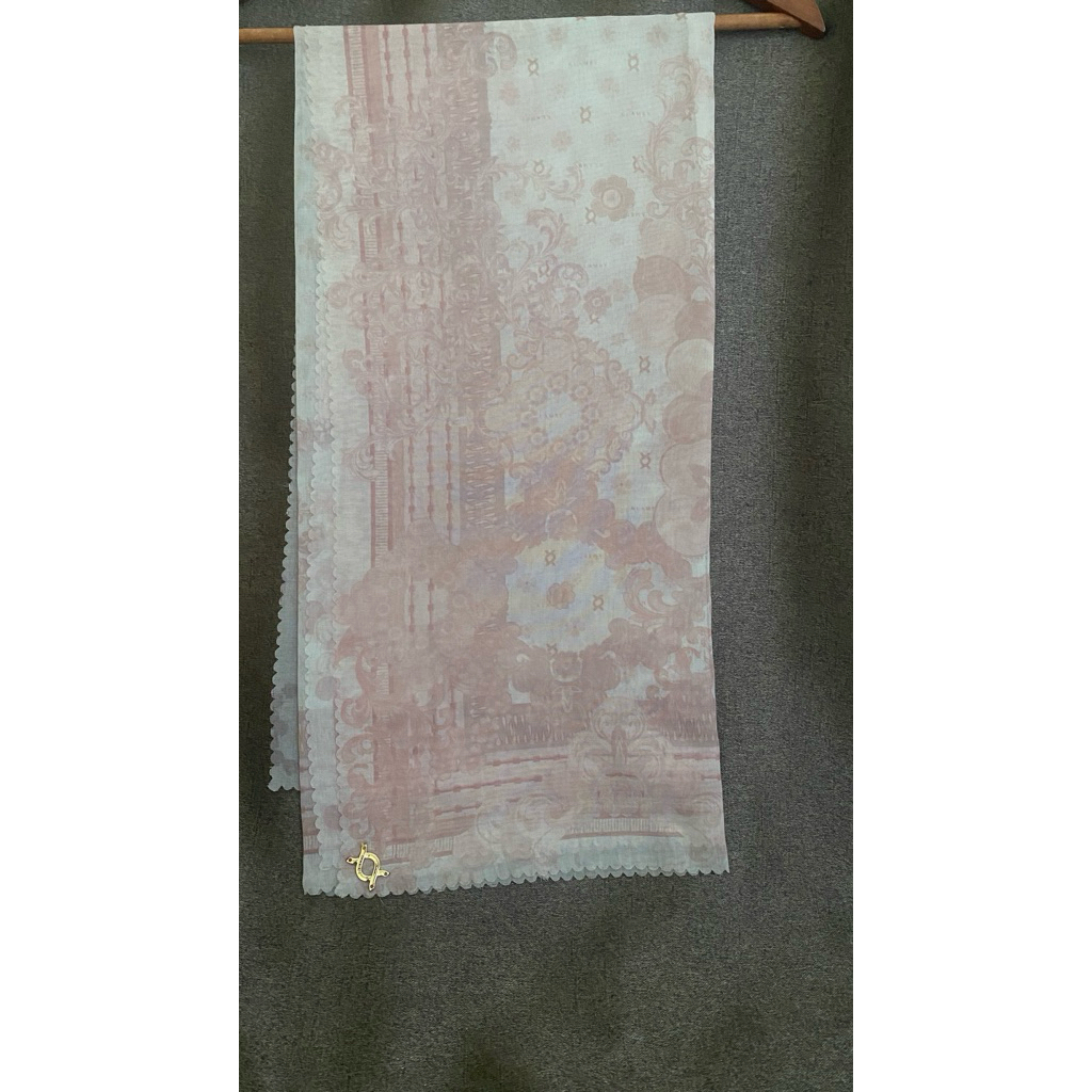 Preloved Wearing Klamby Hijab