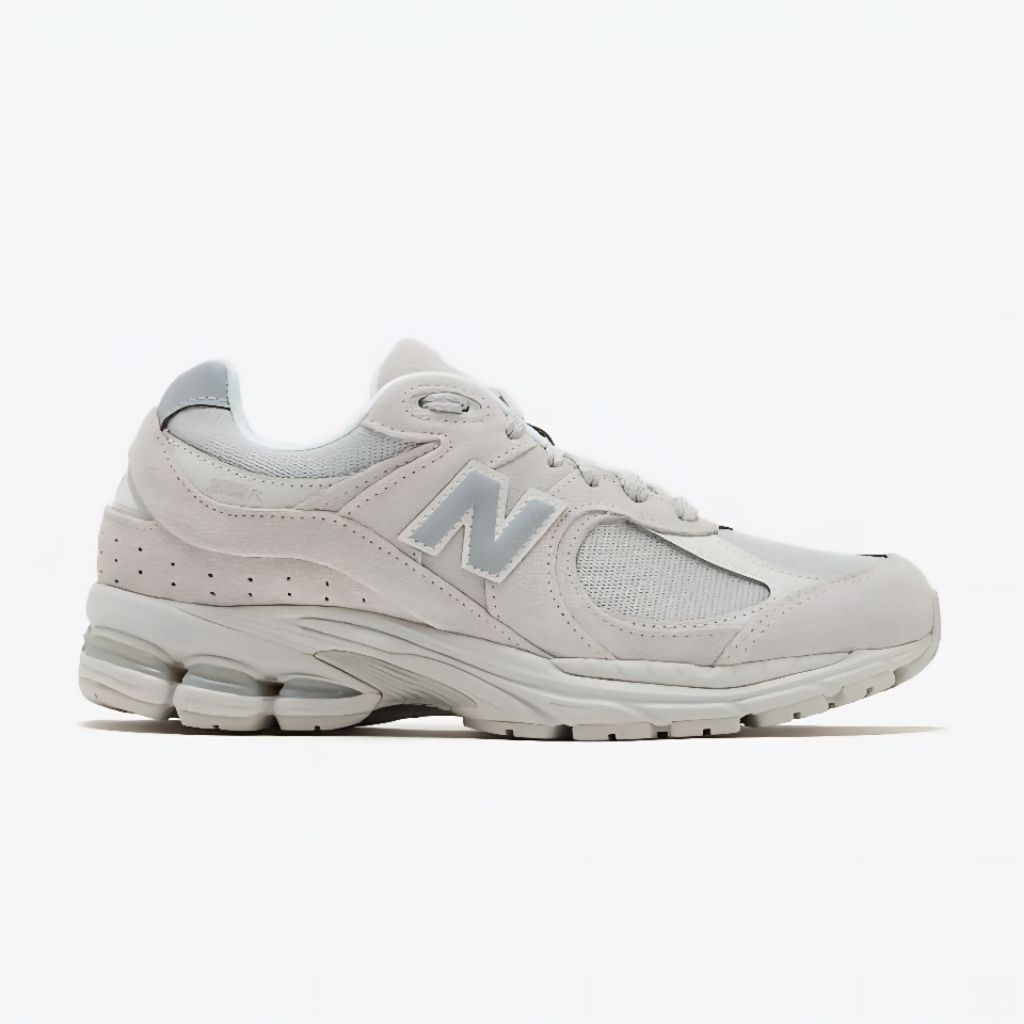 Sepatu Sneakers Pria NB 2002R Light Grey Matter U2002RGR (Resmi MAP)