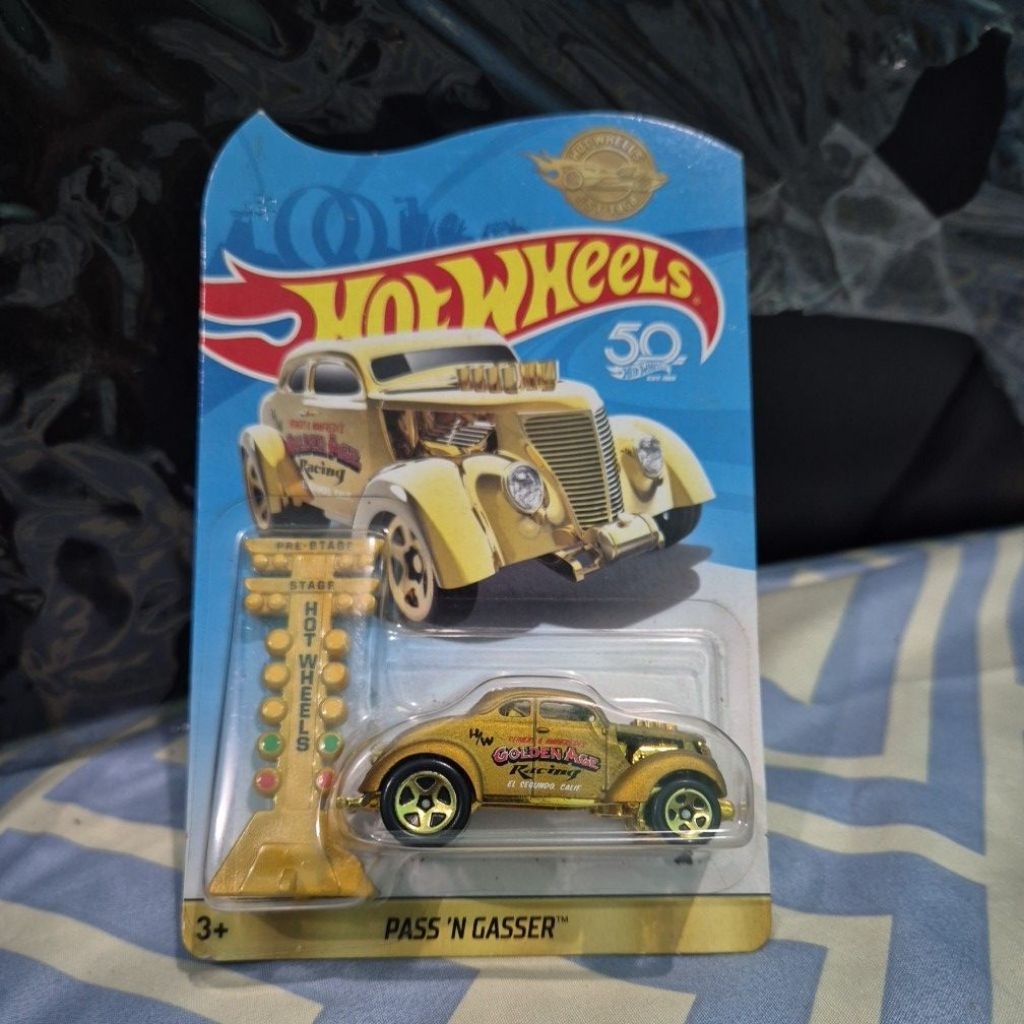 HOT WHEELS 50TH PASS N GASSER GOLD