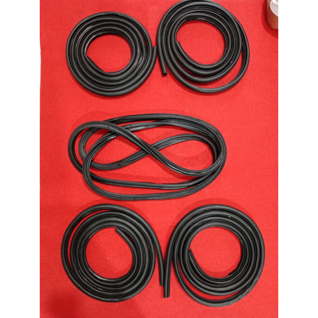 karet balon pintu karet bodi pintu mobil toyota innova 2005-2015