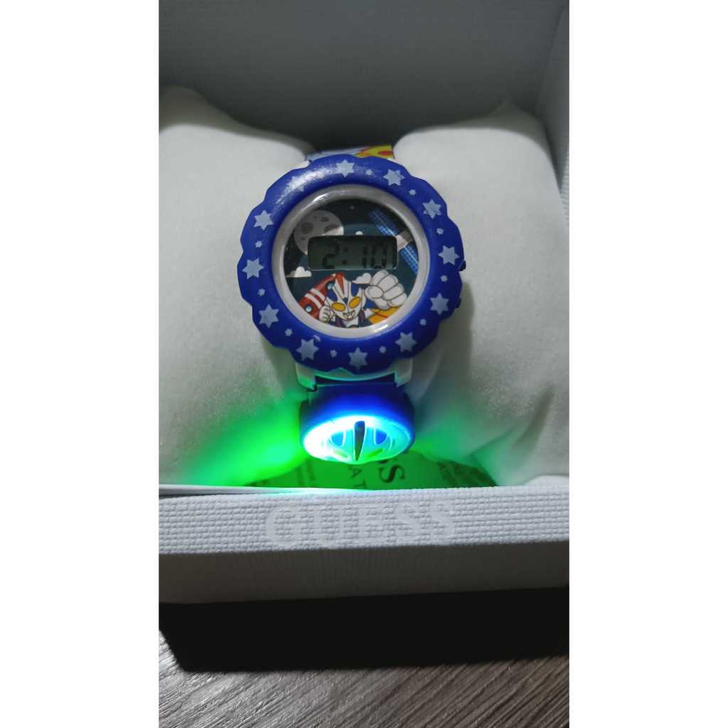 Jam tangan ultraman tiga