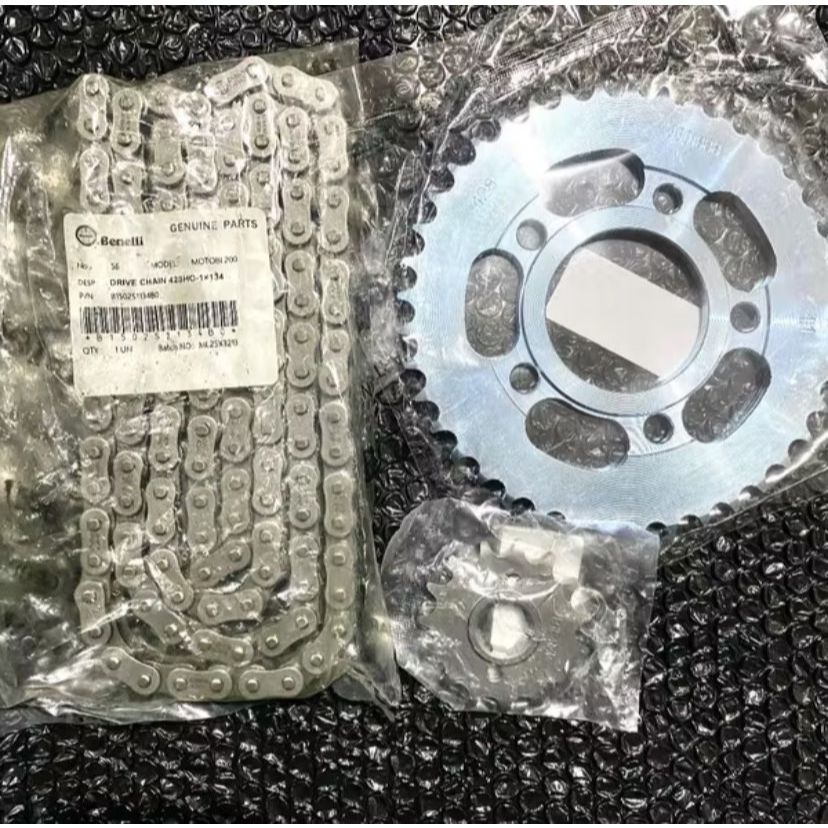 gear set / gir set / gearset benelli 200 evo / rantai benelli evo / gear belakang benelli evo bisa c