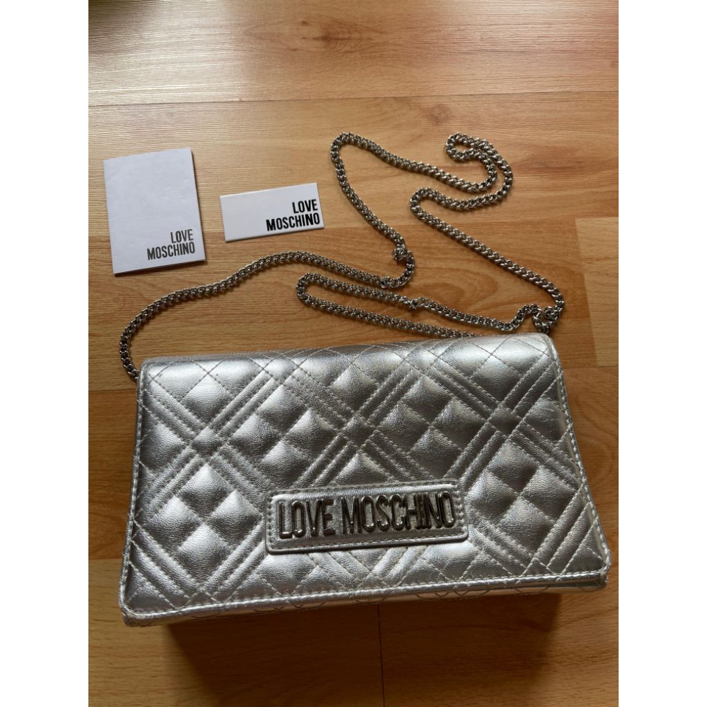 Preloved Tas Love Moschino  Wanita Original