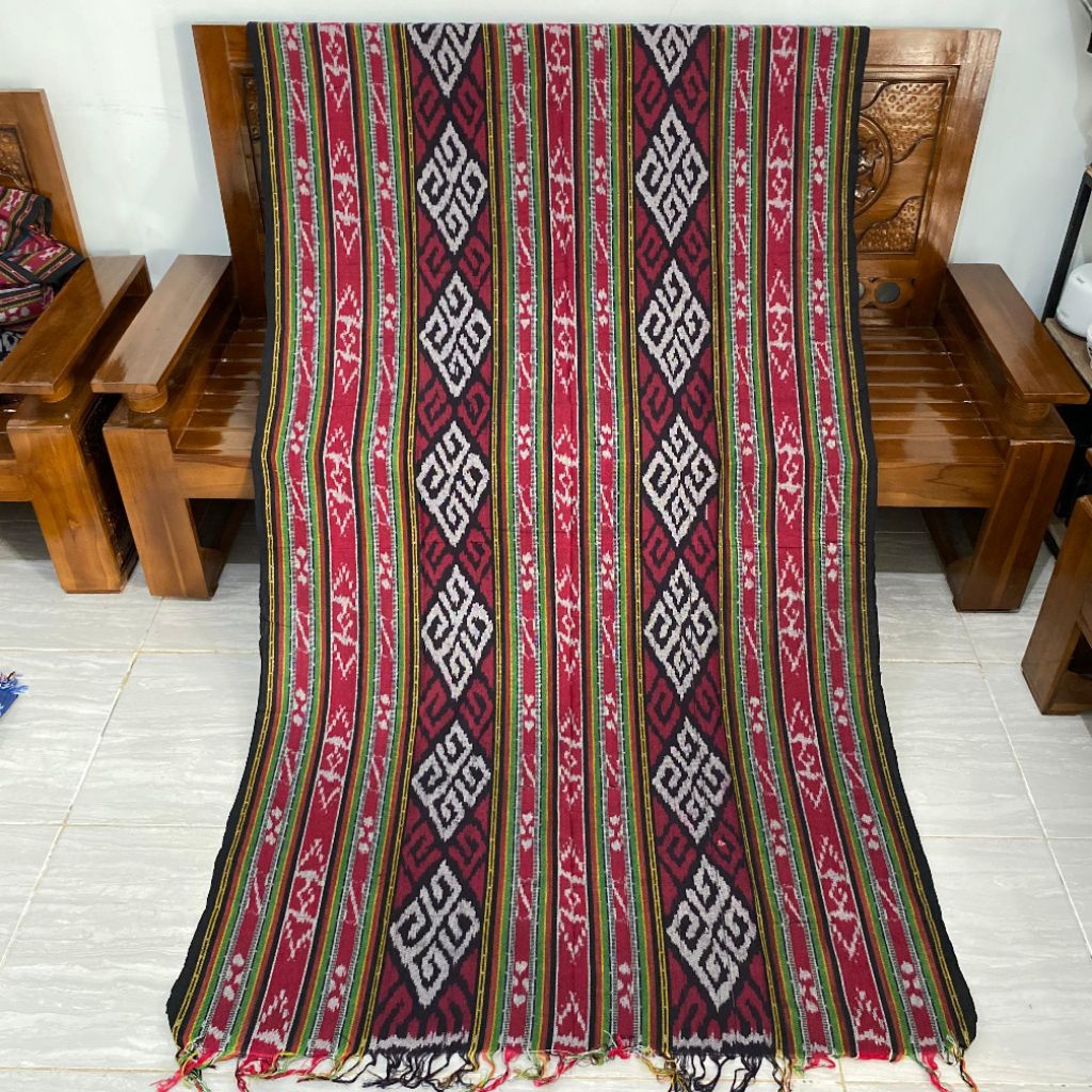 Kain Tenun Motif Dayak Kalimantan Barat Pontianak