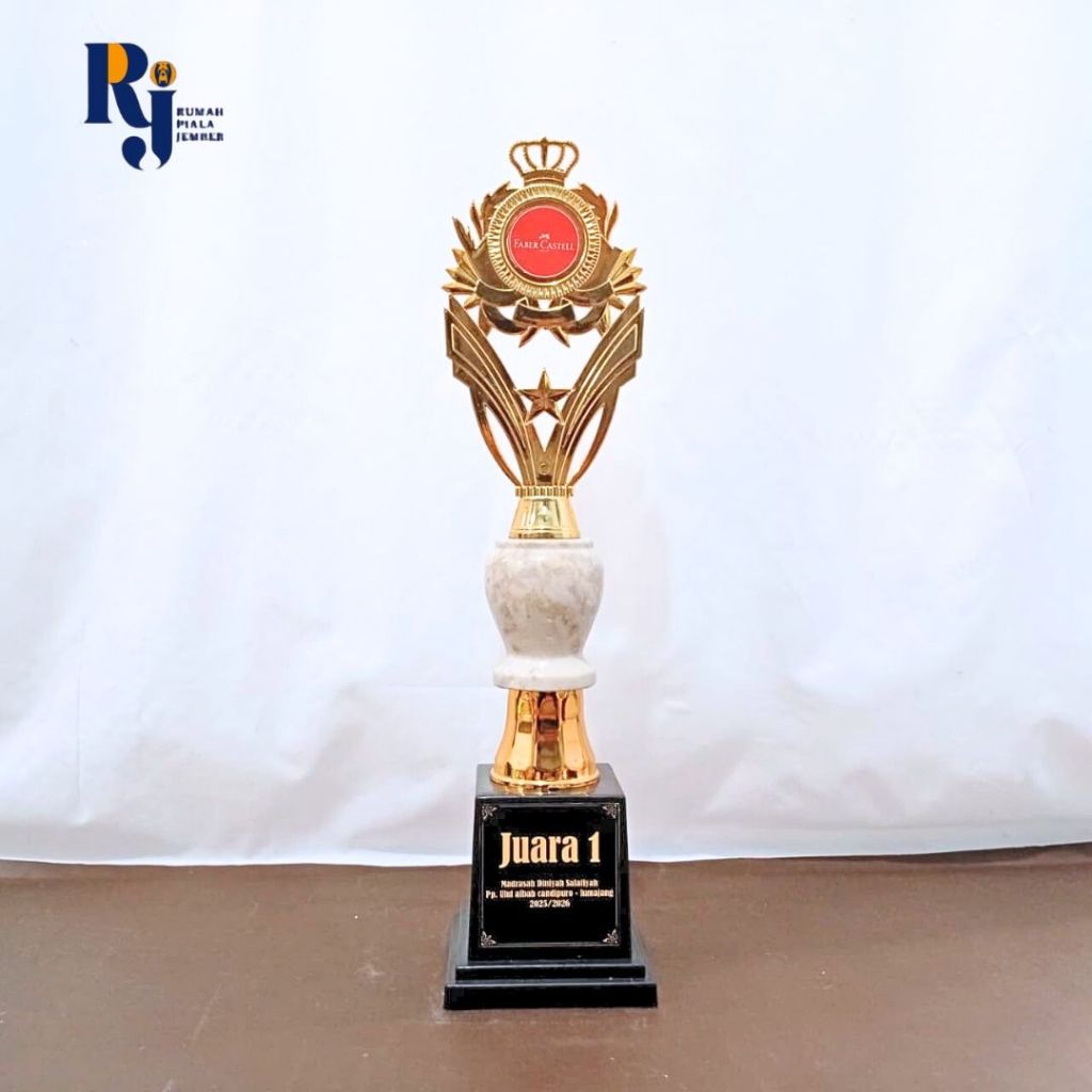 Piala Juara Kelas Piala Kejuaraan Lomba