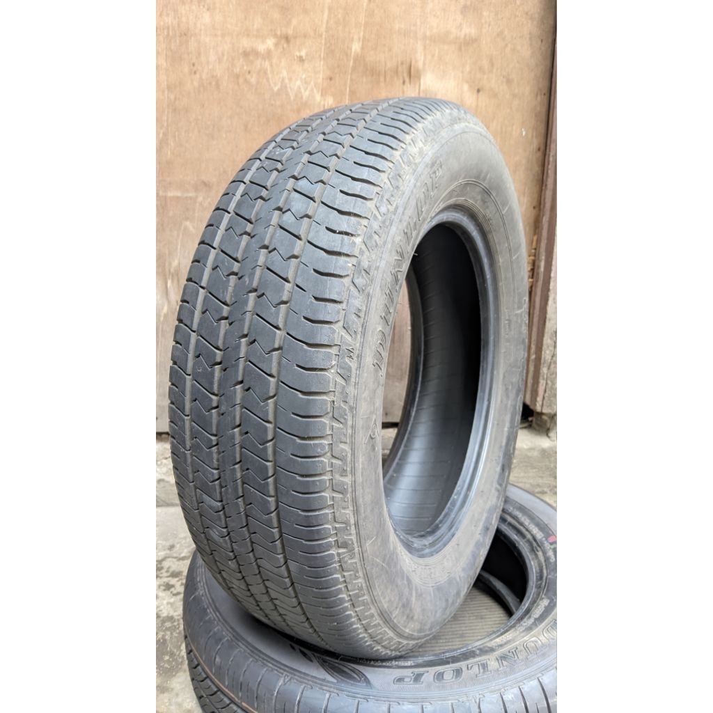 BAN 205/65 R15 DUNLOP SP SPORT