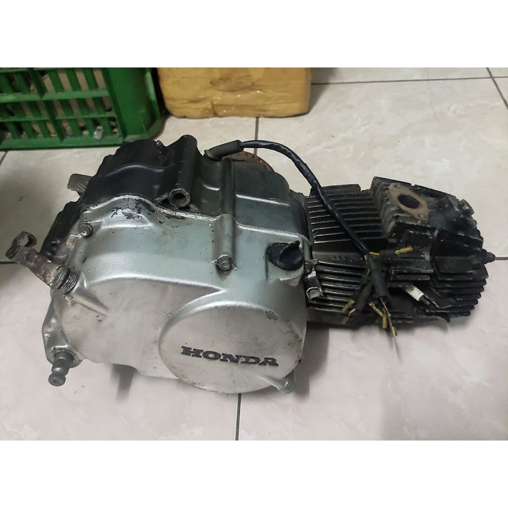 mesin set honda win 100 original