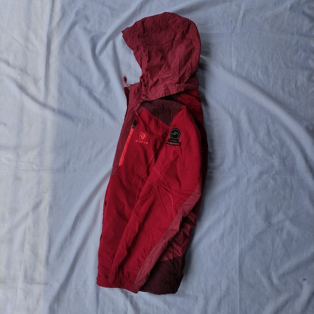 outdoor jacket black yak fashion